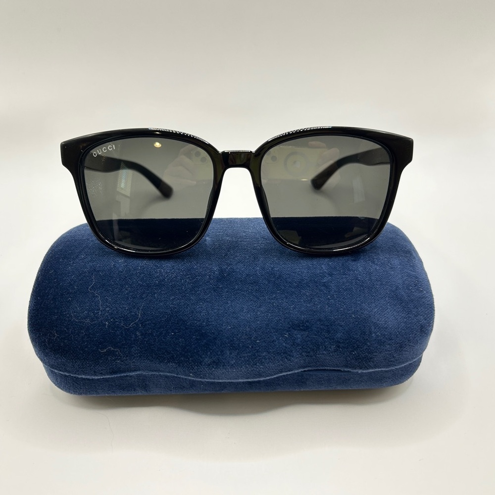 Gucci Marmont Logo Square Sunglasses, 56mm, With pouch and case - Picture 2 of 8